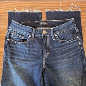 Silver Jeans Suki Kick Flare Size 28/27. EUC!